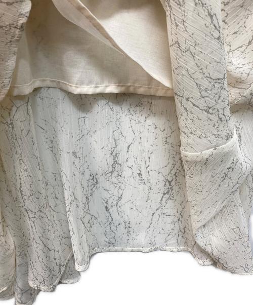 Soffitto（ソフィット）Soffitto (ソフィット) ジオメ柄シフォンシャツワンピース ホワイト サイズ:-の古着・服飾アイテム