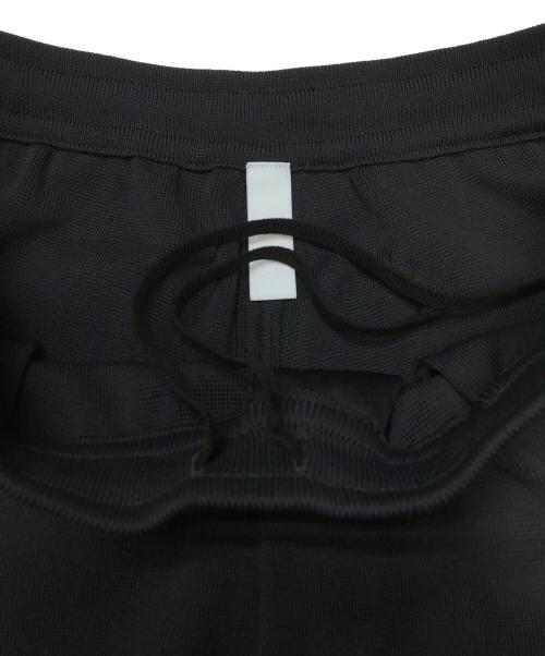 CFCL（シーエフシーエル）CFCL (シーエフシーエル) MILAN RIB SHORT PANTS ブラック サイズ:SIZE 5の古着・服飾アイテム