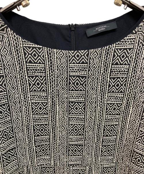 WEEKEND Max Mara（ウィークエンド マックスマーラ）Weekend Max Mara (ウィークエンド マックスマーラ) エスニック柄ワンピース ブラック サイズ:Sの古着・服飾アイテム