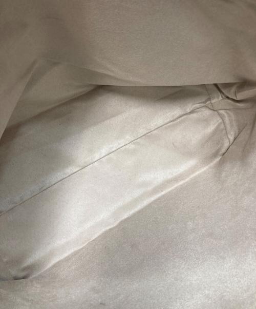 JIMMY CHOO（ジミーチュウ）JIMMY CHOO (ジミーチュウ) SASHAゼブラ柄トートバッグ ホワイト×ブラックの古着・服飾アイテム