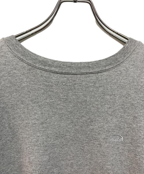 THE NORTH FACE（ザ ノース フェイス）THE NORTH FACE (ザ ノース フェイス) 10oz MOUNTAIN CREW NECK SWEAT グレー サイズ:Mの古着・服飾アイテム