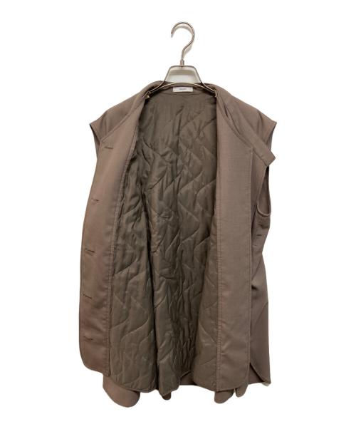 FEMMENT（ファモン）FEMMENT (ファモン) キルティングライナーノースリーブジャケット ブラウン サイズ:3の古着・服飾アイテム