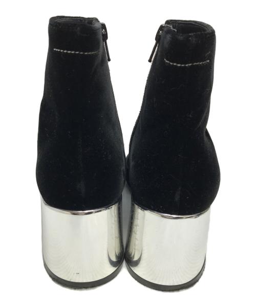 MM6 Maison Margiela（エムエムシックスメゾンマルジェラ）MM6 Maison Margiela (エムエムシックスメゾンマルジェラ) VELVET BOOTS ブラック サイズ:37の古着・服飾アイテム