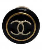CHANELシャネル）の古着「ココマーク ラウンドイヤリング(片耳のみ)」｜ブラック×ゴールド