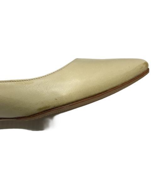 Manolo Blahnik（マノロブラニク）Manolo Blahnik (マノロブラニク) BBFLAT パンプス ベージュ サイズ:7の古着・服飾アイテム