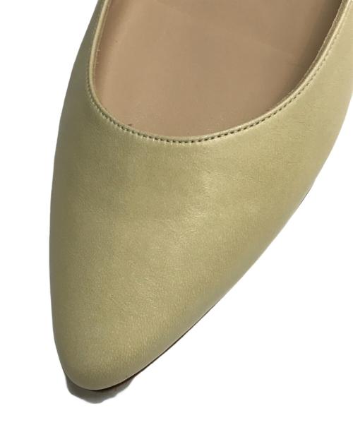 Manolo Blahnik（マノロブラニク）Manolo Blahnik (マノロブラニク) BBFLAT パンプス ベージュ サイズ:7の古着・服飾アイテム