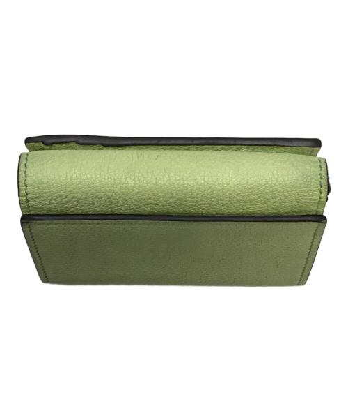GUCCI（グッチ）GUCCI (グッチ) エンボスロゴミニウォレットコンパクト ライトグリーンの古着・服飾アイテム