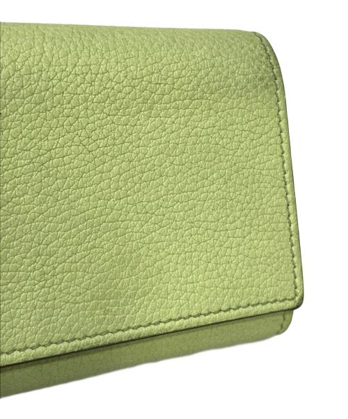 GUCCI（グッチ）GUCCI (グッチ) エンボスロゴミニウォレットコンパクト ライトグリーンの古着・服飾アイテム