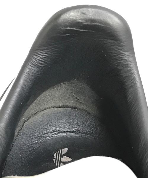 adidas（アディダス）adidas (アディダス) atmos (アトモス) SAMBA ATMOS “Tuxedo” シルバー×ブラック サイズ:28cmの古着・服飾アイテム