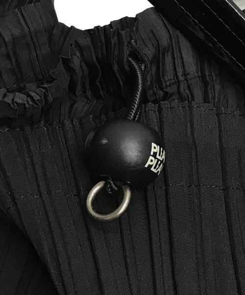 PLEATS PLEASE（プリーツプリーズ）PLEATS PLEASE (プリーツプリーズ) プリーツハンドバッグ ブラック サイズ:-の古着・服飾アイテム
