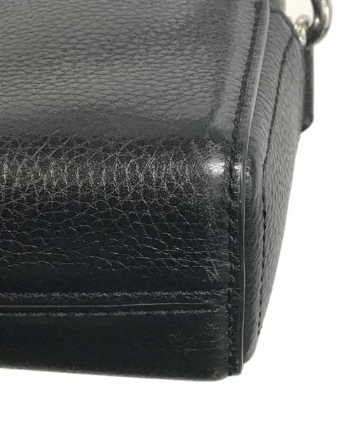 MARC JACOBS（マークジェイコブス）MARC JACOBS (マークジェイコブス) SHUTTER SMALL CAMERA ブラックの古着・服飾アイテム