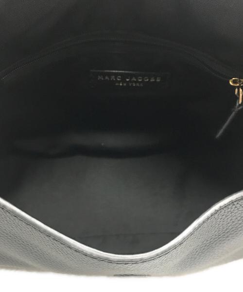 MARC JACOBS（マークジェイコブズ）MARC JACOBS (マークジェイコブス) レザーフラップショルダーバッグ ブラックの古着・服飾アイテム