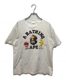 BAPE BY A BATHING APE×m&m's（ベイプバイアベイシングエイプ×エムアンドエムズ）の古着「カレッジ TEE」｜ホワイト