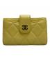 CHANEL（シャネル）の古着「ココマーク クラシック スモール ウォレット」｜イエロー