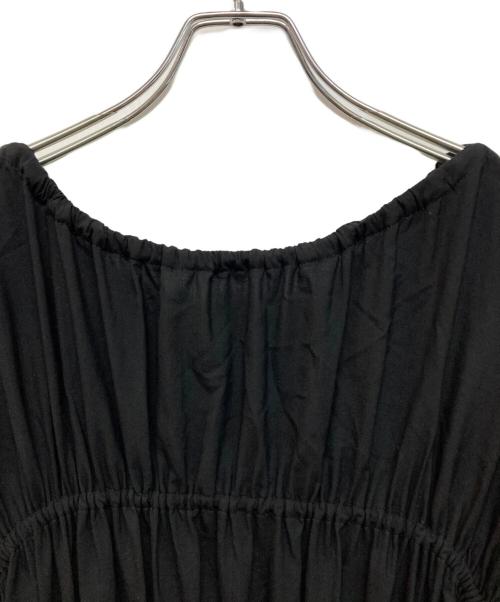 LOHEN（ローヘン）LOHEN (ローヘン) ギャザーティアード ロングワンピース ブラック サイズ:Freeの古着・服飾アイテム