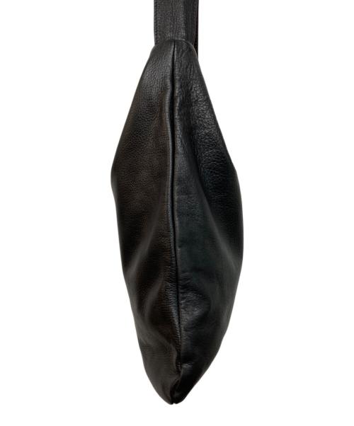 TIDE WAY（タイドウェイ）TIDE WAY (タイドウェイ) SOLAMONAT (ソラモナ) レザーワンショルダーバッグ ブラックの古着・服飾アイテム