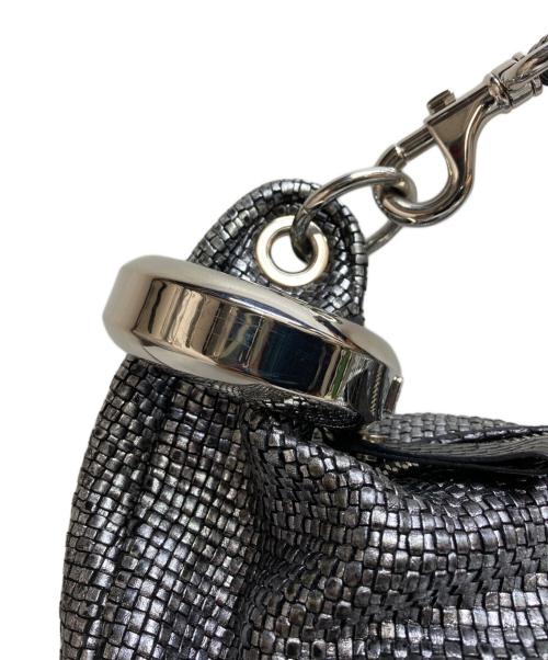 JIMMY CHOO（ジミーチュウ）JIMMY CHOO (ジミーチュウ) スカイバッグ シルバー×ブラックの古着・服飾アイテム