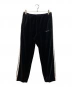 SUPREMEシュプリーム）の古着「22AW Studded Velour Track Pant」｜ブラック