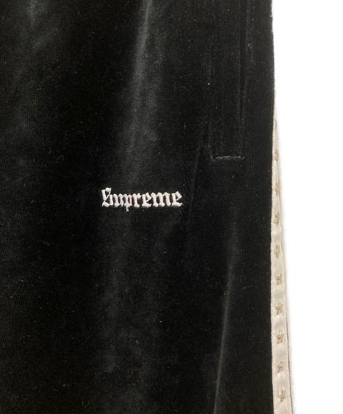 SUPREME（シュプリーム）SUPREME (シュプリーム) 22AW Studded Velour Track Pant ブラック サイズ:Sの古着・服飾アイテム