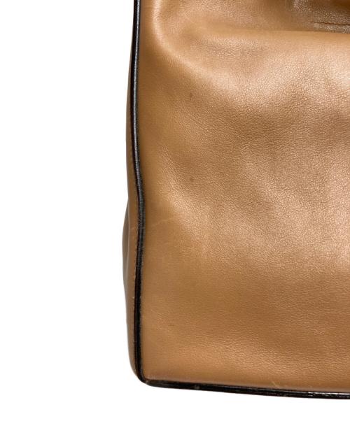 PRADA（プラダ）PRADA (プラダ) ハンドバッグ ブラウンの古着・服飾アイテム