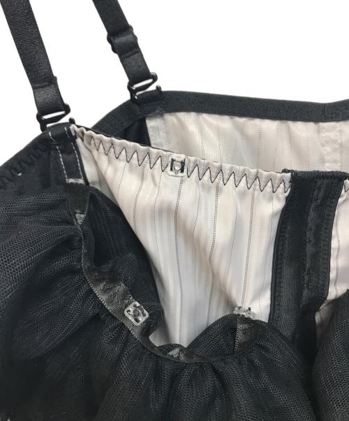 HOUGA（ホウガ）HOUGA (ホウガ) AMPHI (アンフィ) RUFFLED TOPS ブラック×グレー サイズ:Mの古着・服飾アイテム