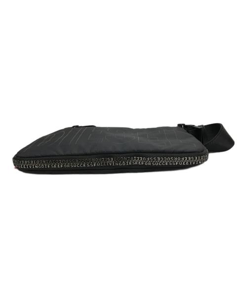 DIESEL（ディーゼル）DIESEL (ディーゼル) ZIP-D Shoulder Bag ブラック 未使用品の古着・服飾アイテム
