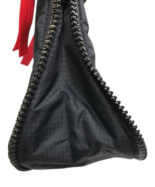 DIESEL（ディーゼル）DIESEL (ディーゼル) ZIP-D Shoulder Bag ブラック 未使用品の古着・服飾アイテム