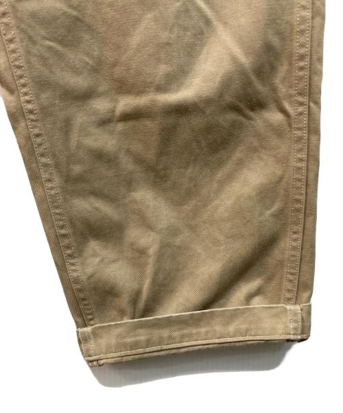 COMOLI（コモリ）COMOLI (コモリ) ベルテッドチノパンツ ベージュ サイズ:SIZE 2の古着・服飾アイテム