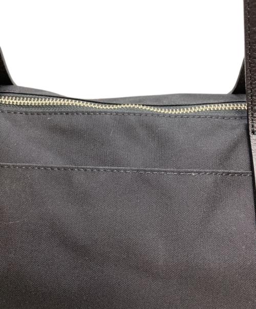 russet（ラシット）russet (ラシット) ファスナー付き/コーデュラナイロントートバッグ ブラックの古着・服飾アイテム