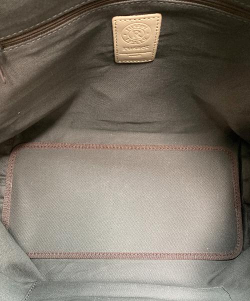 russet（ラシット）russet (ラシット) ファスナー付き/コーデュラナイロントートバッグ ブラックの古着・服飾アイテム