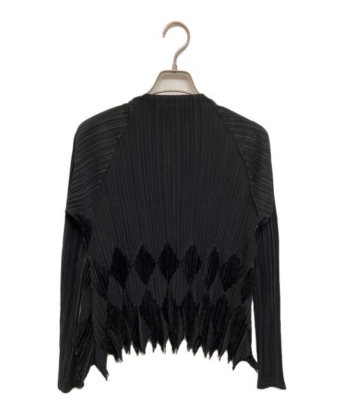 ISSEY MIYAKE FETE（イッセイミヤケフェット）ISSEY MIYAKE FETE (イッセイミヤケフェット) ダイヤ柄プリーツカットソー ブラック サイズ:03の古着・服飾アイテム