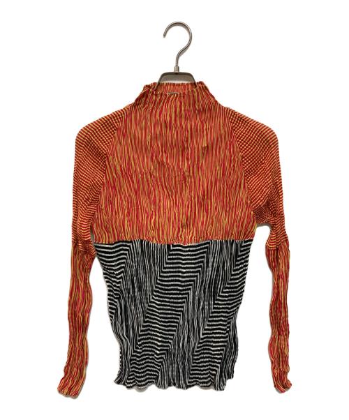 ISSEY MIYAKE（イッセイミヤケ）ISSEY MIYAKE (イッセイミヤケ) 切替プリーツカットソー ピンク×ブラック サイズ:2の古着・服飾アイテム