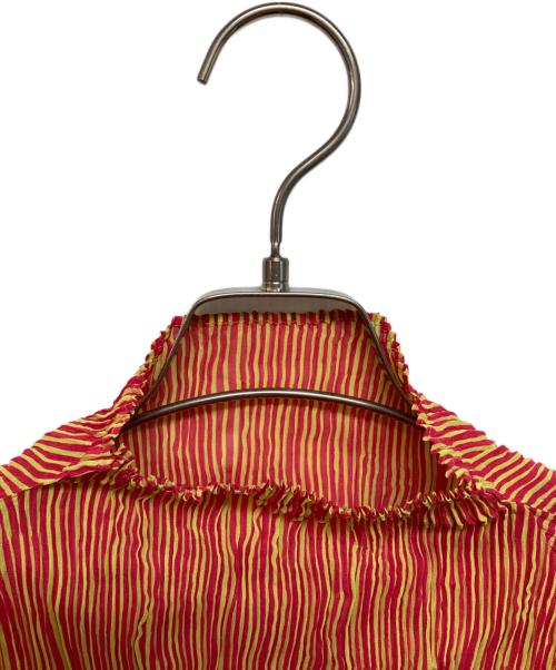 ISSEY MIYAKE（イッセイミヤケ）ISSEY MIYAKE (イッセイミヤケ) 切替プリーツカットソー ピンク×ブラック サイズ:2の古着・服飾アイテム