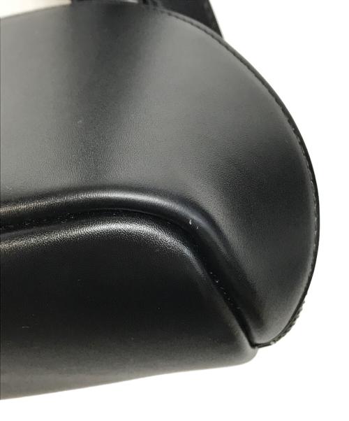 ADD CULUMN（アドカラム）ADD CULUMN (アドカラム) FIGRE ボディバッグ ブラックの古着・服飾アイテム