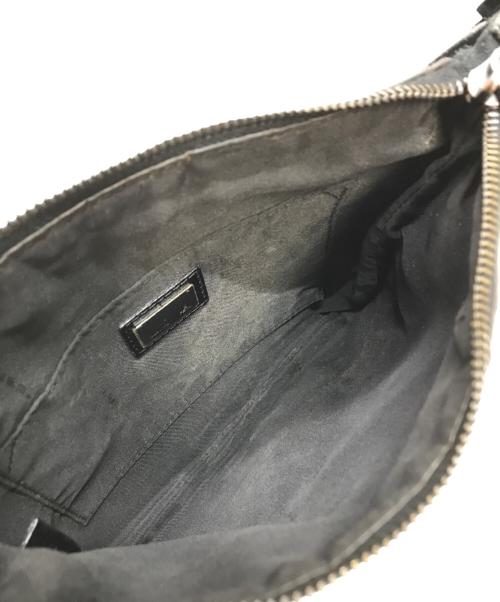 FENDI（フェンディ）FENDI (フェンディ) ズッキーノショルダーバッグ ブラックの古着・服飾アイテム