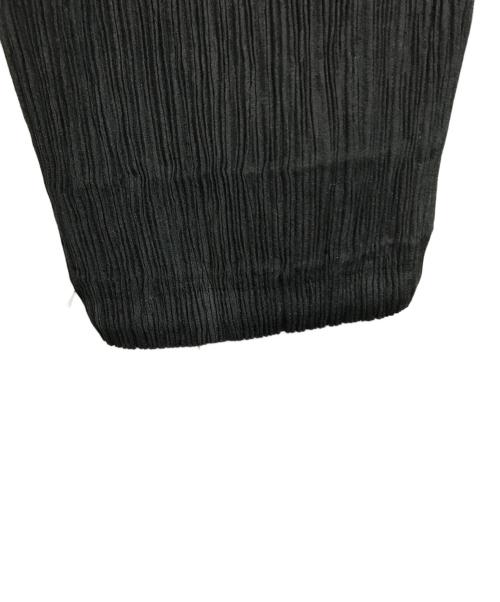 ISSEY MIYAKE FETE（イッセイミヤケフェット）ISSEY MIYAKE FETE (イッセイミヤケフェット) プリーツパンツ ブラック サイズ:Sの古着・服飾アイテム