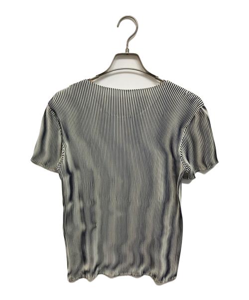 ISSEY MIYAKE（イッセイミヤケ）ISSEY MIYAKE (イッセイミヤケ) プリーツブラウス ホワイト×ネイビー サイズ:Mの古着・服飾アイテム