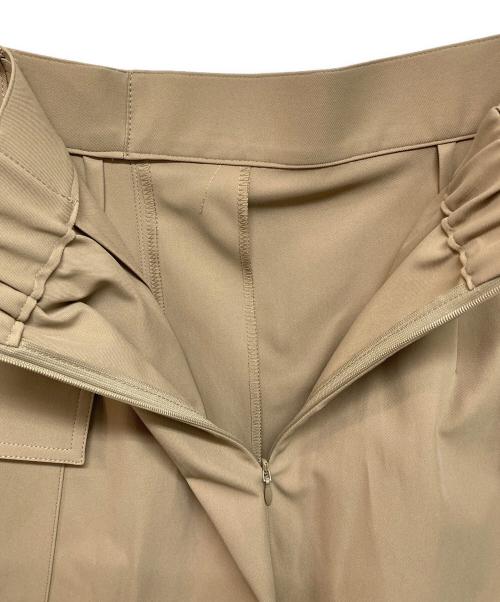 allureville（アルアバイル）allureville (アルアバイル) ツイルストレッチサファリスカート ベージュ サイズ:1の古着・服飾アイテム