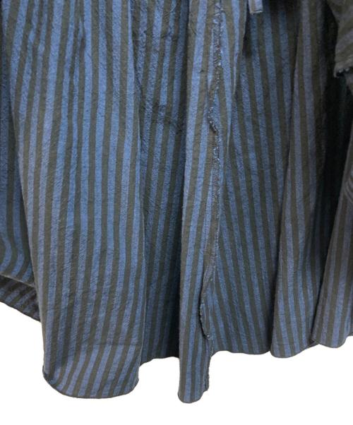 HUIS（ハウス）HUIS (ハウス) 遠州織物シーチングコットンロングスカート ネイビー×ブラック サイズ:Fの古着・服飾アイテム