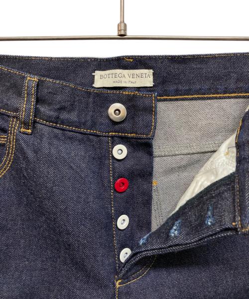 BOTTEGA VENETA（ボッテガベネタ）BOTTEGA VENETA (ボッテガベネタ) フレアデニムパンツ インディゴ サイズ:38の古着・服飾アイテム