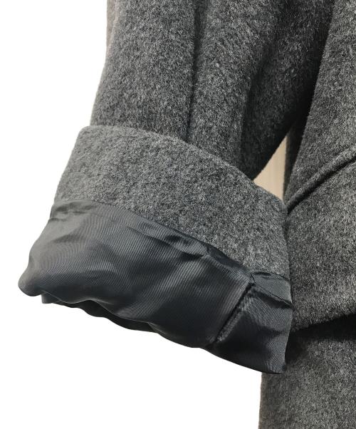 自由区（ジユウク）自由区 (ジユウク) MENCHI ウールビーバーフード付きコート グレー サイズ:SIZE 38の古着・服飾アイテム