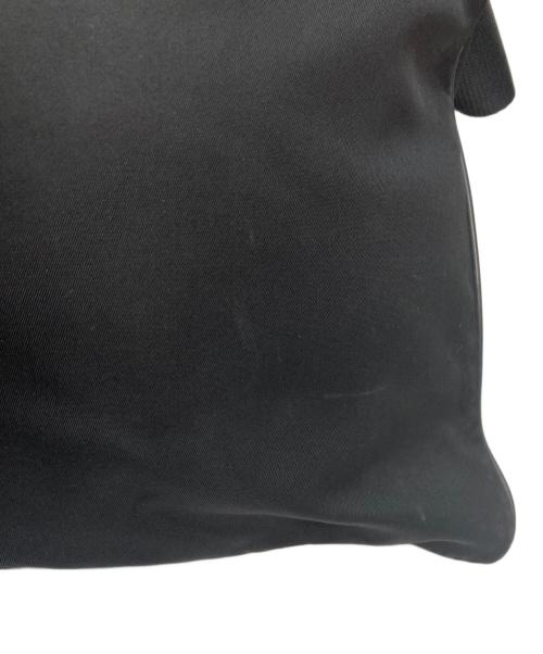 PRADA（プラダ）PRADA (プラダ) ナイロンショルダーバッグ ブラックの古着・服飾アイテム