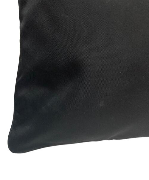 PRADA（プラダ）PRADA (プラダ) ナイロンショルダーバッグ ブラックの古着・服飾アイテム