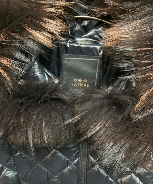 TATRAS（タトラス）TATRAS (タトラス) ラクーンファー付 キルティング ダウン コート ブラック サイズ:02の古着・服飾アイテム