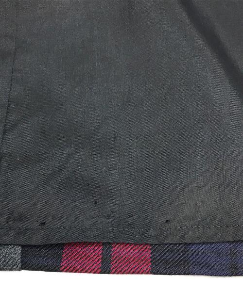 O'NEIL OF DUBLIN（オニールオブダブリン）O'NEIL OF DUBLIN (オニールオブダブリン) コンビネーション ラップスカート グレー×レッド サイズ:SIZE 12の古着・服飾アイテム