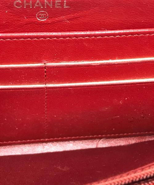 CHANEL（シャネル）CHANEL (シャネル) カメリアラウンドファスナー財布 レッドの古着・服飾アイテム