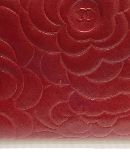 CHANEL（シャネル）CHANEL (シャネル) カメリアラウンドファスナー財布 レッドの古着・服飾アイテム