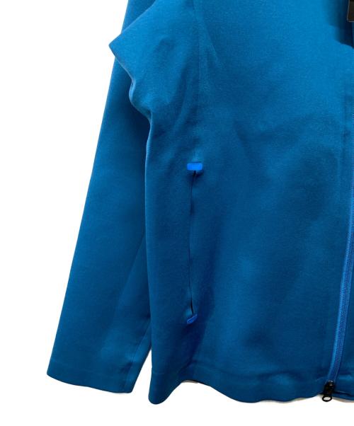 DESCENTE（デサント）DESCENTE (デサント) PRIMEFLEX STRETCH HOODIE ブルー サイズ:S 未使用品の古着・服飾アイテム