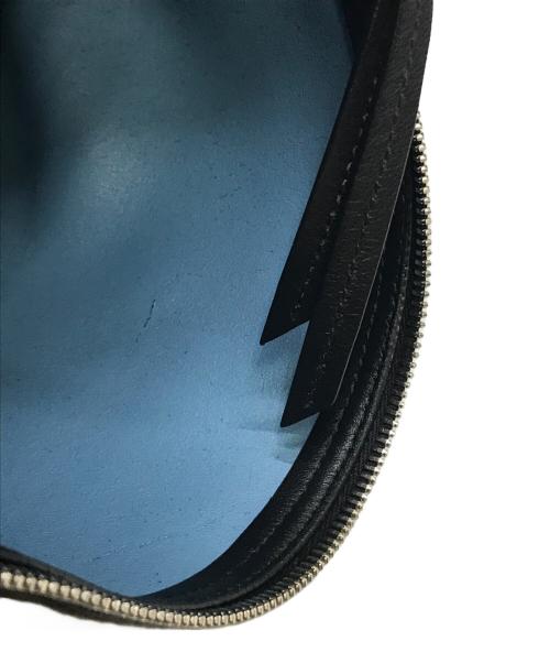 PRADA（プラダ）PRADA (プラダ) ポーチ付ショルダーバッグ ブラックの古着・服飾アイテム