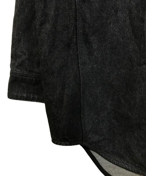 OAMC（オーエーエムシー）OAMC (オーエーエムシー) KHUMBU DENIM SHIRT(クンブ デニムシャツ) グレー サイズ:Mの古着・服飾アイテム